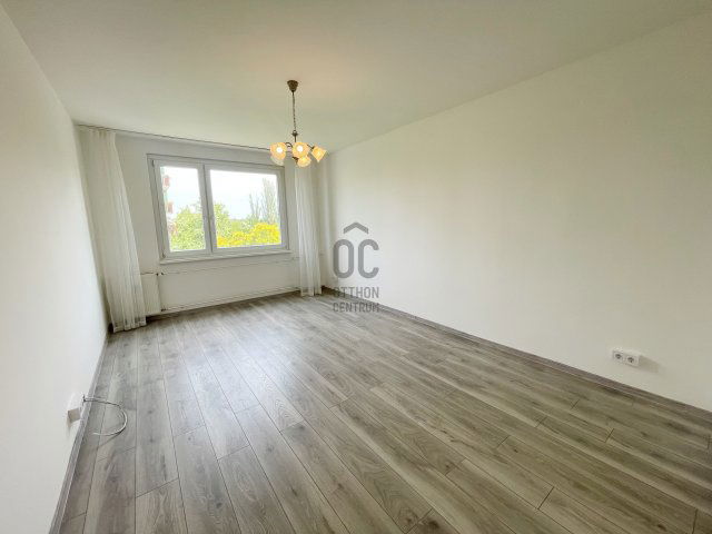 Eladó panellakás, Budapesten, XV. kerületben 79.9 M Ft, 3 szobás