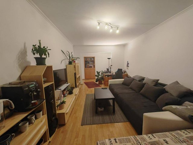 Eladó panellakás, Győrött 58.5 M Ft, 3 szobás