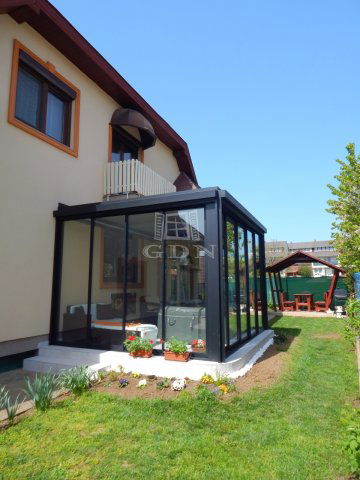 Eladó családi ház, Vonyarcvashegyen 125.5 M Ft, 3+2 szobás