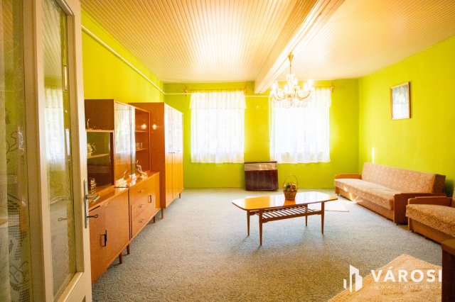 Eladó családi ház, Tótkomlóson 13.99 M Ft, 2 szobás