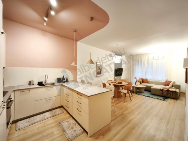 Kiadó téglalakás, albérlet, VIII. kerületben, Baross utcában