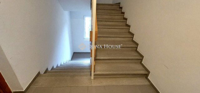 Eladó téglalakás, Győrött 55 M Ft, 1+1 szobás