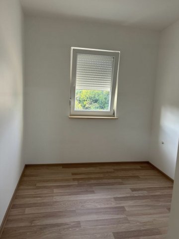 Kiadó téglalakás, albérlet, XVII. kerületben, Lajosház utcában