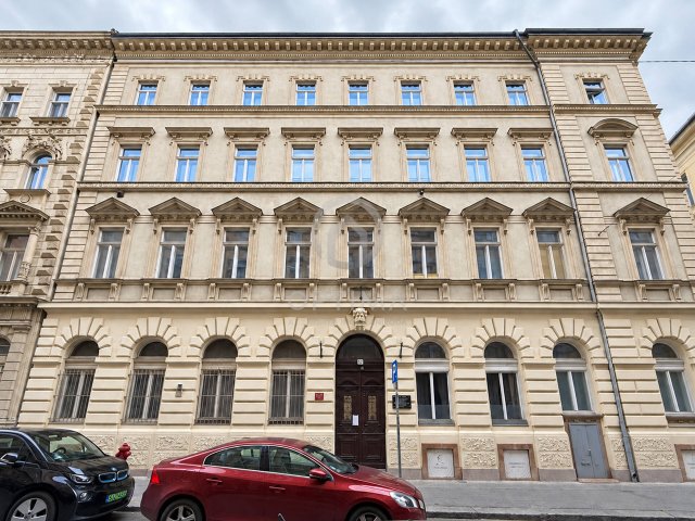 Eladó téglalakás, Budapesten, VI. kerületben 154.9 M Ft