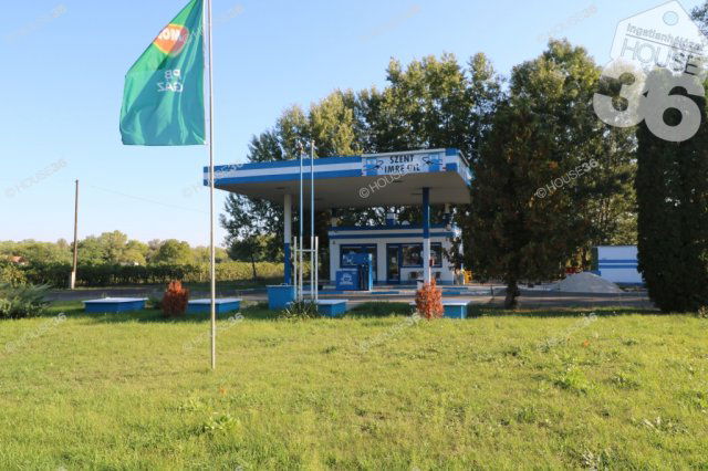 Eladó üzlethelyiség, Soltszentimrén 35 M Ft