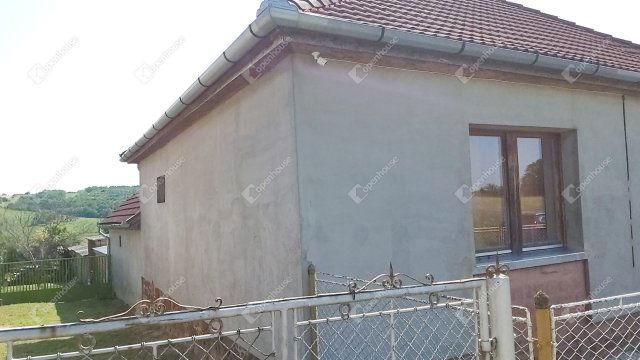 Eladó családi ház, Kocsolán 36.9 M Ft, 3 szobás
