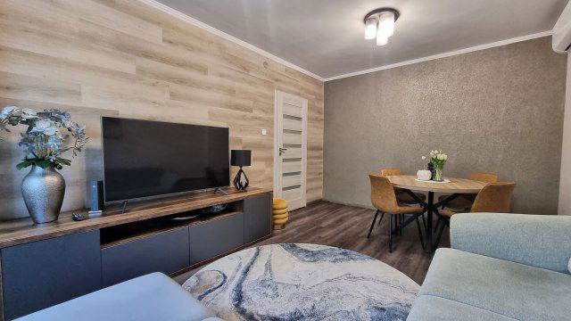Eladó panellakás, Nyíregyházán 51.9 M Ft, 3 szobás