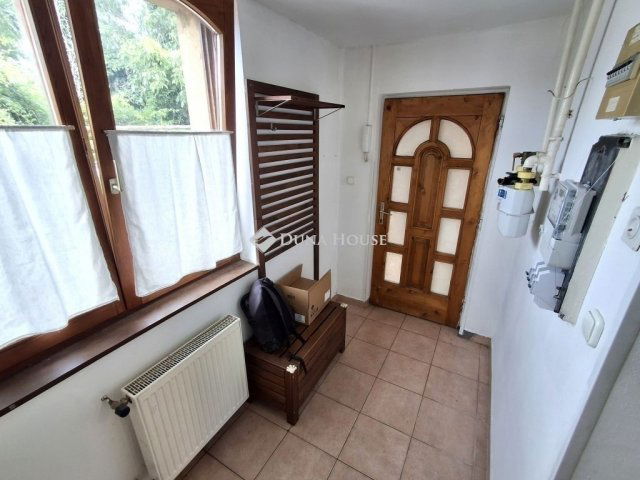 Eladó téglalakás, Budapesten, XV. kerületben 70 M Ft, 2 szobás