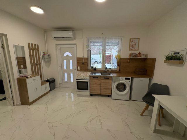 Eladó téglalakás, Budapesten, XVIII. kerületben 63.9 M Ft