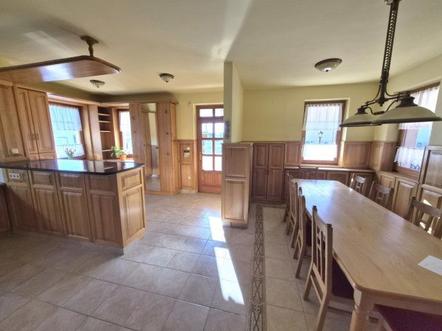 Eladó családi ház, Érden 224.5 M Ft, 5 szobás