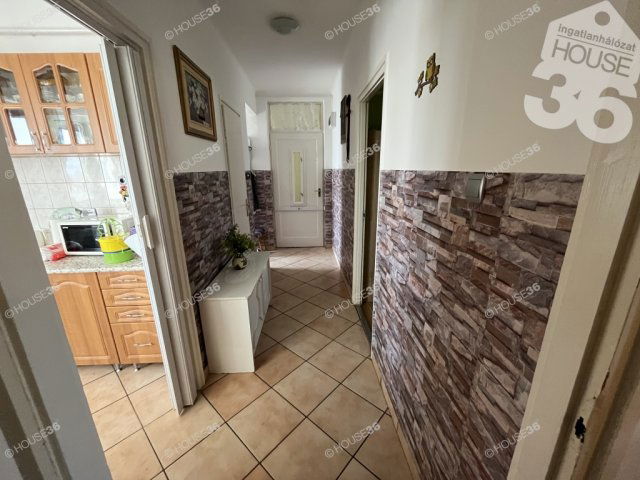 Eladó téglalakás, Városföldön 44.9 M Ft, 2 szobás