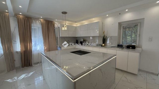 Eladó családi ház, Budapesten, XIX. kerületben 131 M Ft