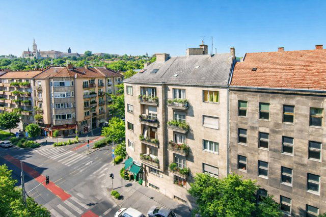 Eladó téglalakás, Budapesten, I. kerületben, Csalogány utcában