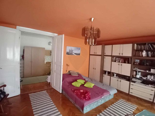 Eladó családi ház, Hatvanban 57 M Ft, 3 szobás