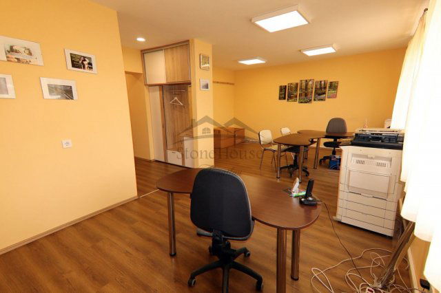 Eladó iroda, Győrött 79.9 M Ft, 4 szobás / költözzbe.hu
