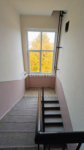 Eladó téglalakás, Kecskeméten 65.9 M Ft, 4 szobás