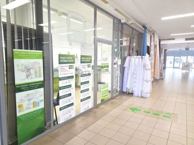 Kiadó üzlethelyiség, Pécsett 130 E Ft / hó