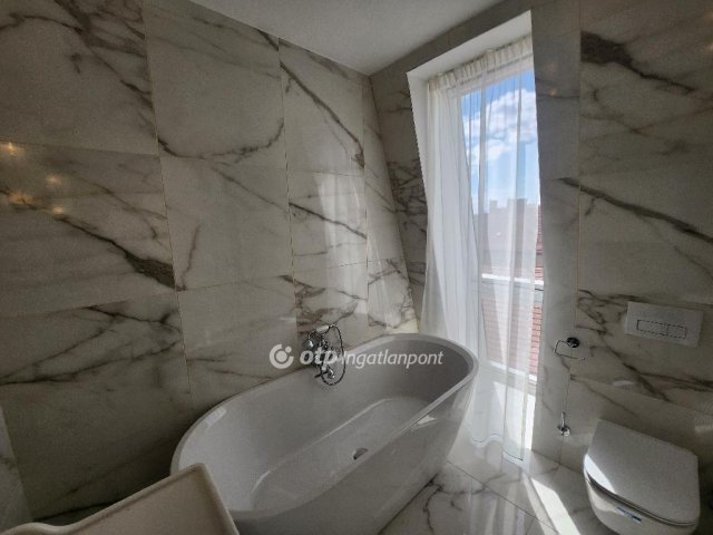 Eladó téglalakás, Budapesten, VI. kerületben 380 M Ft, 3 szobás