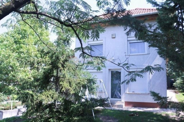 Eladó családi ház, Dunaharasztin 106 M Ft, 3+1 szobás