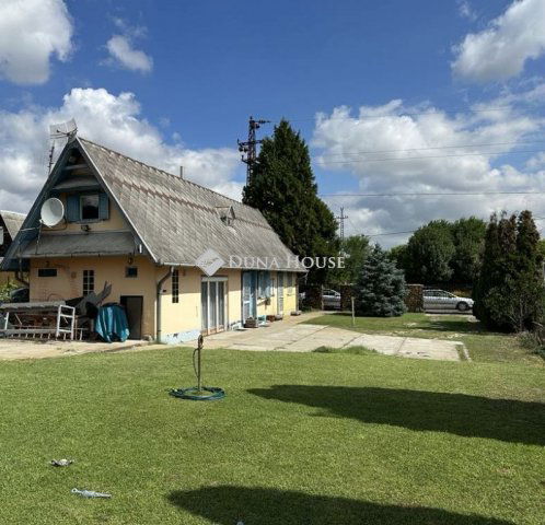 Eladó családi ház, Kecskeméten 41.9 M Ft, 5 szobás
