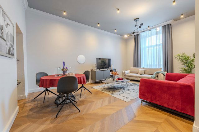 Eladó téglalakás, Budapesten, VI. kerületben, Andrássy úton