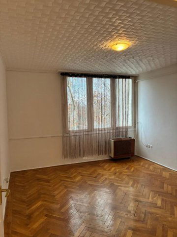 Eladó téglalakás, Békésen 19.5 M Ft, 1+2 szobás