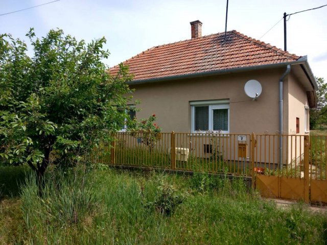 Eladó családi ház, Nagykörűn 29.99 M Ft, 3 szobás