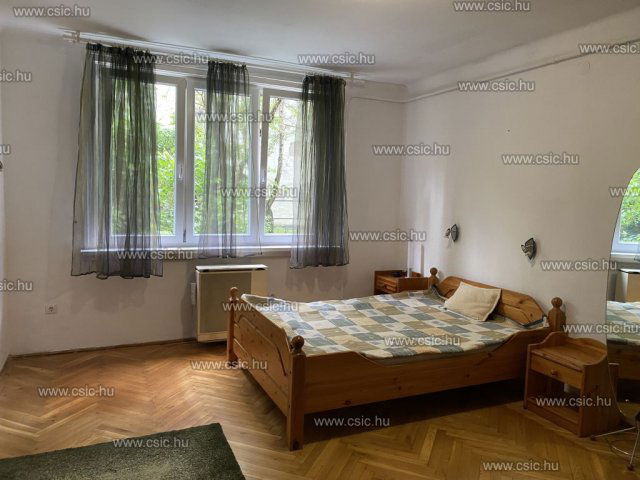 Eladó téglalakás, Budapesten, II. kerületben 86.9 M Ft