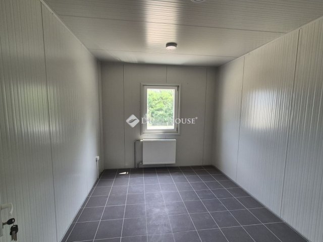Eladó ipari ingatlan, Csömörön 550 M Ft / költözzbe.hu