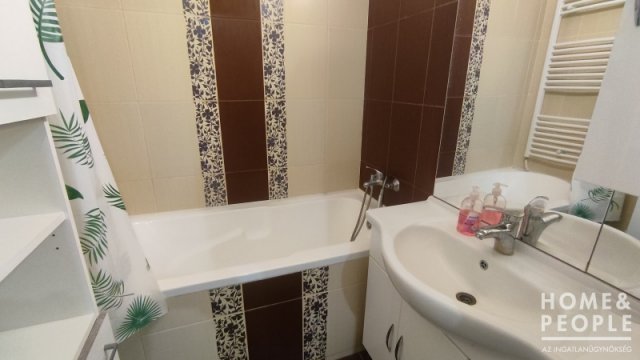 Eladó téglalakás, Makón 38 M Ft, 2 szobás