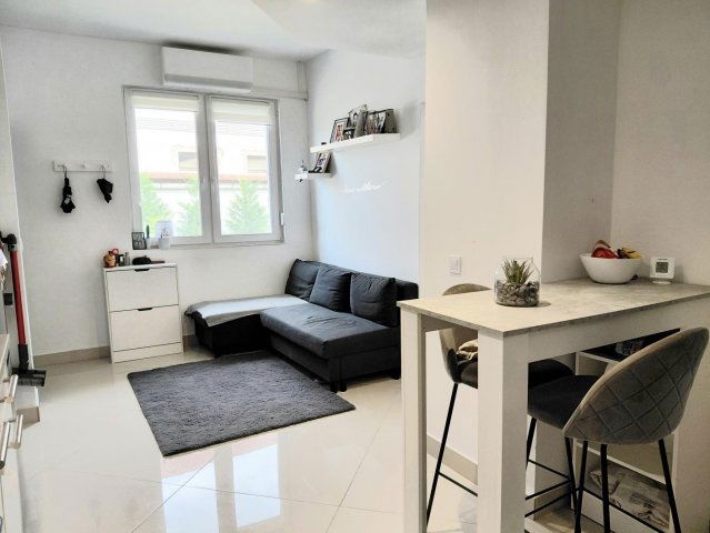 Eladó téglalakás, Dunaalmáson 48 M Ft, 2 szobás