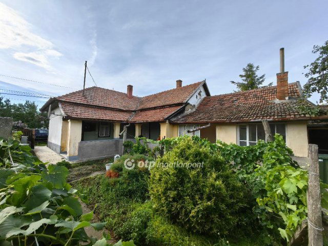 Eladó családi ház, Kunhegyesen 9 M Ft, 2+1 szobás