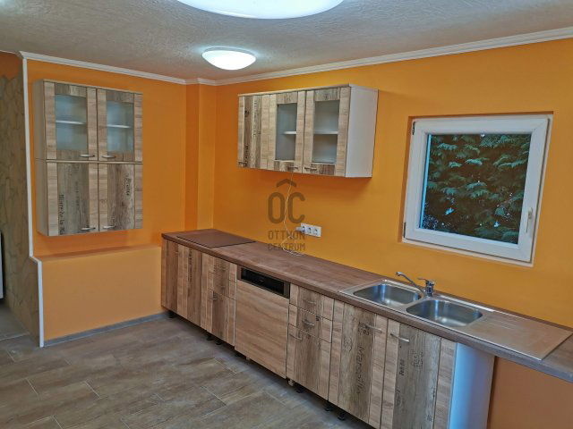 Kiadó családi ház, albérlet, Gödön 390 E Ft / hó, 2 szobás