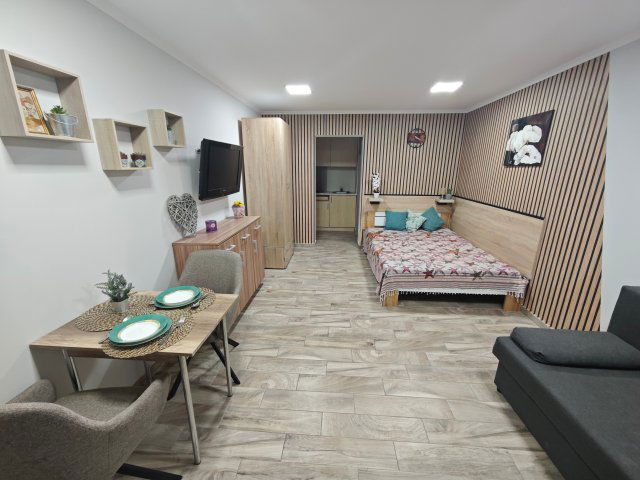 Kiadó téglalakás, albérlet, Csopakon, Sport utcában, 1 szobás