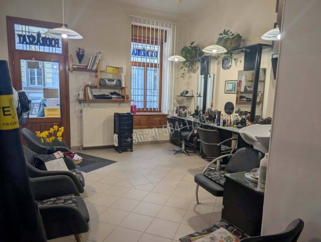 Eladó üzlethelyiség, Keszthelyen 27.9 M Ft, 2 szobás