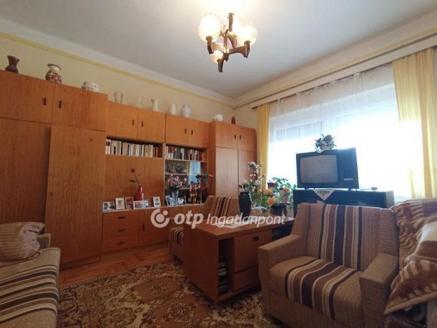 Eladó családi ház, Hatvanban 75 M Ft, 3 szobás