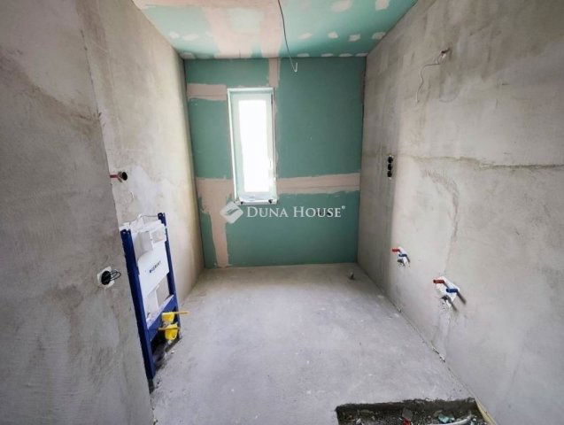 Eladó ikerház, Kerepesen 90 M Ft, 4 szobás / költözzbe.hu