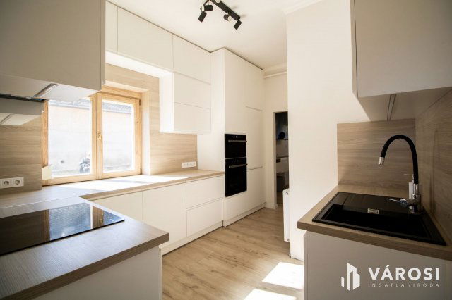 Eladó családi ház, Mezőberényben 42 M Ft, 4 szobás