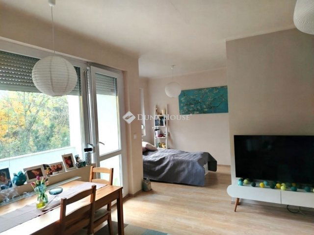 Eladó téglalakás, Budapesten, II. kerületben 98 M Ft, 2+1 szobás