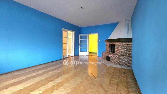 Eladó téglalakás, Egerben 66 M Ft, 3 szobás