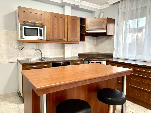 Kiadó téglalakás, albérlet, X. kerületben, Bánya utcában