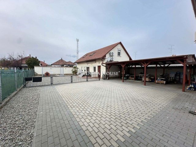 Eladó családi ház, Nagykőrösön 99 M Ft, 5 szobás