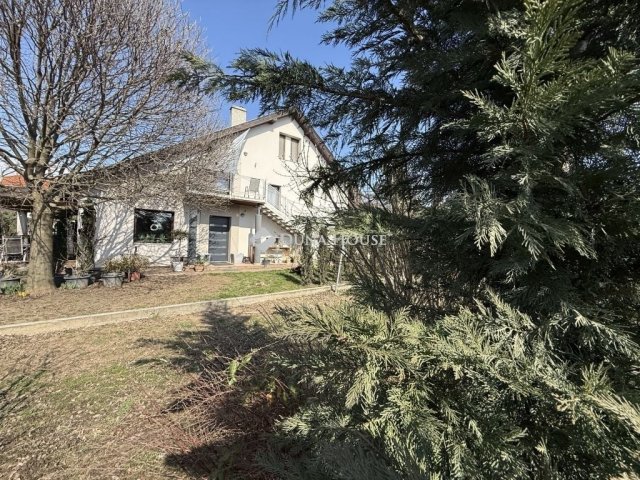 Eladó családi ház, Szombathelyen 139 M Ft, 6+1 szobás