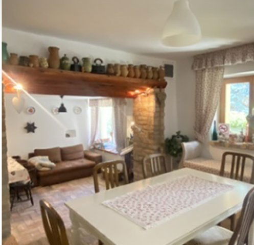 Eladó családi ház, Nagybörzsönyön 79.9 M Ft, 4 szobás