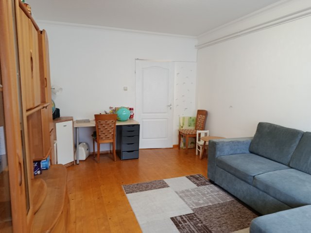 Eladó téglalakás, Sopronban 59.999 M Ft, 2 szobás