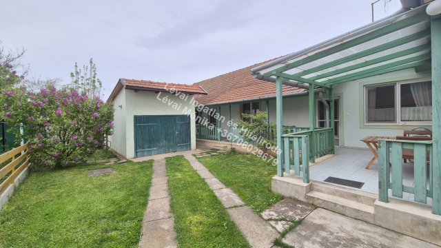 Eladó családi ház, Békéscsabán 42 M Ft, 4 szobás