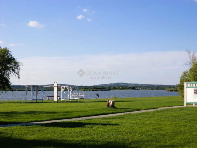 Eladó üzlethelyiség, Velencén 12.5 M Ft / költözzbe.hu