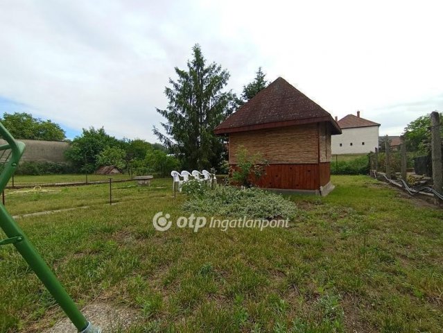Eladó családi ház, Hatvanban 75 M Ft, 3 szobás