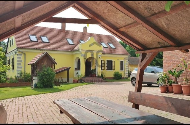 Eladó családi ház, Őriszentpéteren 198 M Ft, 4 szobás