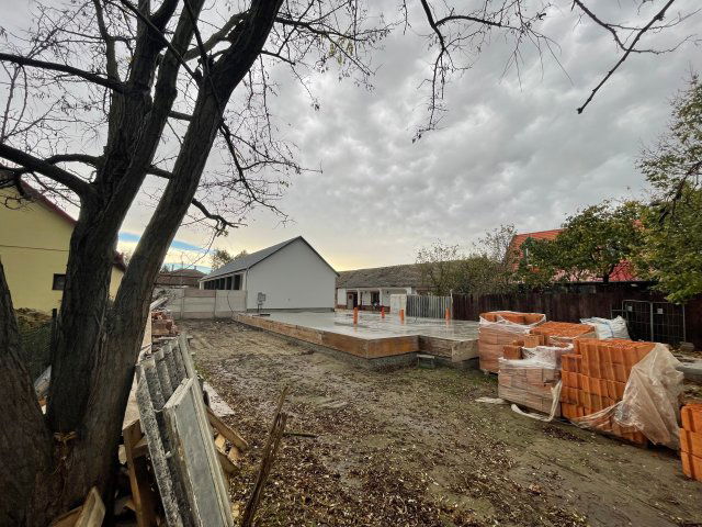 Eladó családi ház, Kiskunlacházán 87.7 M Ft, 4 szobás